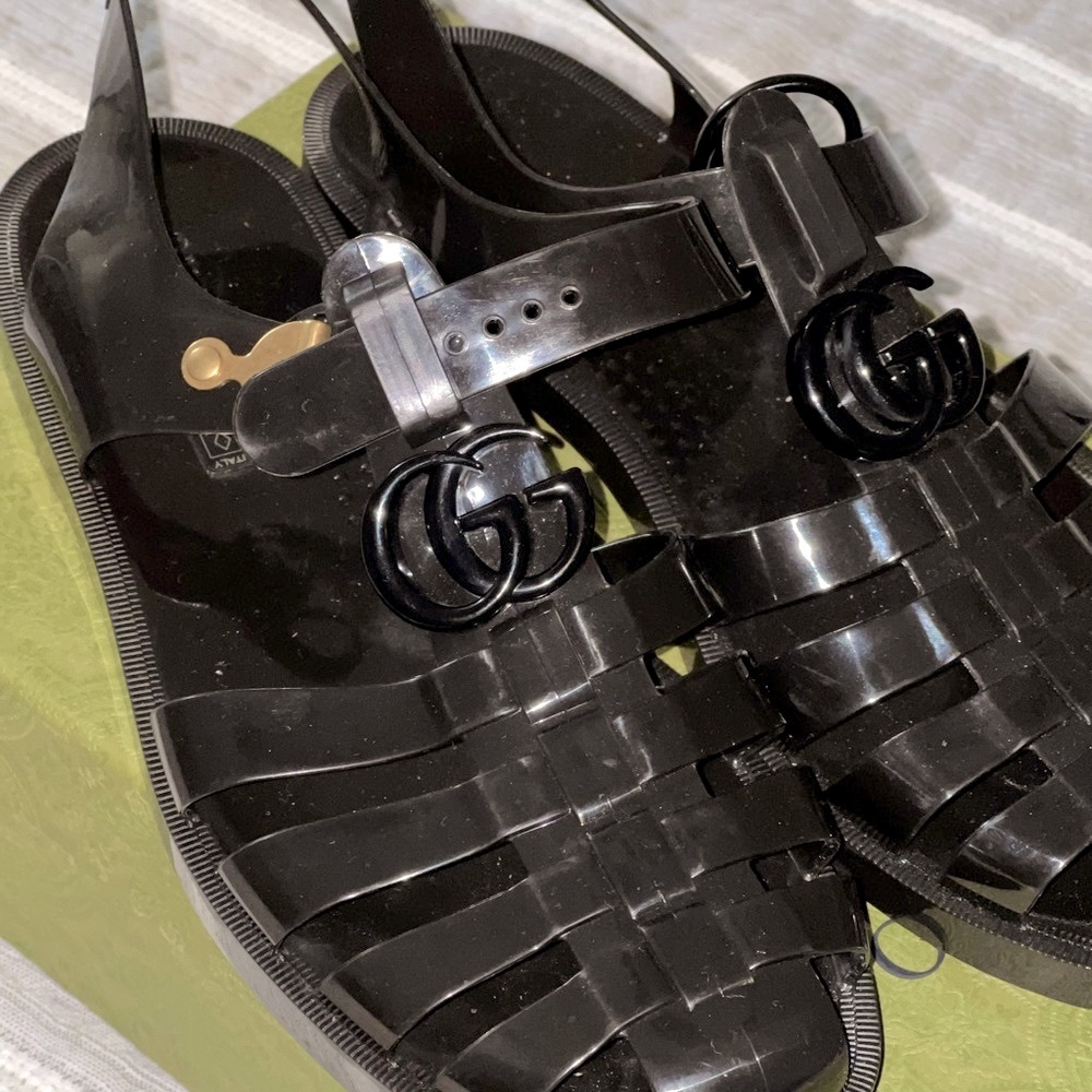 Gucci jelly sandals
